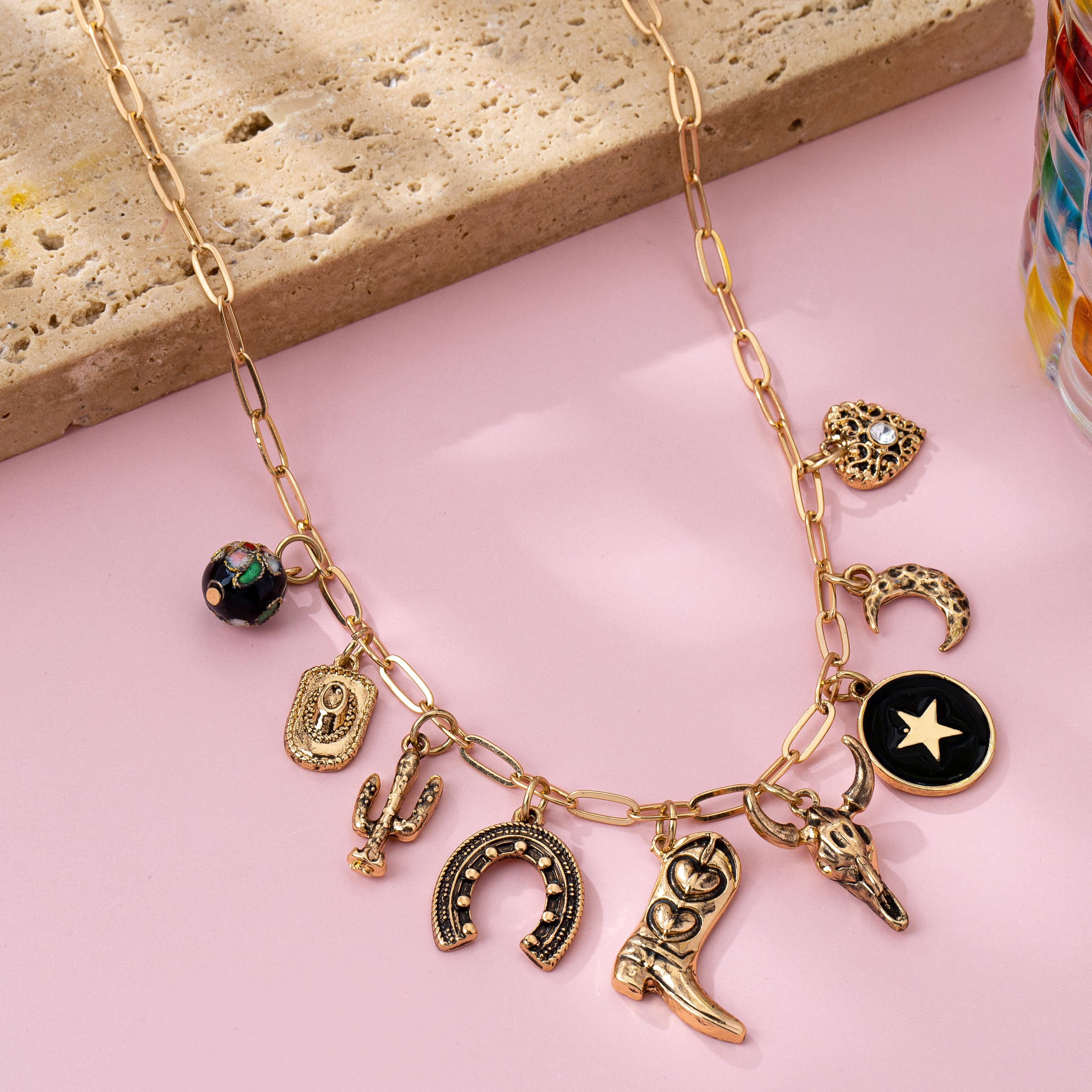 Western Charm Necklace - Boot cross heart | 80N92762: GOLD