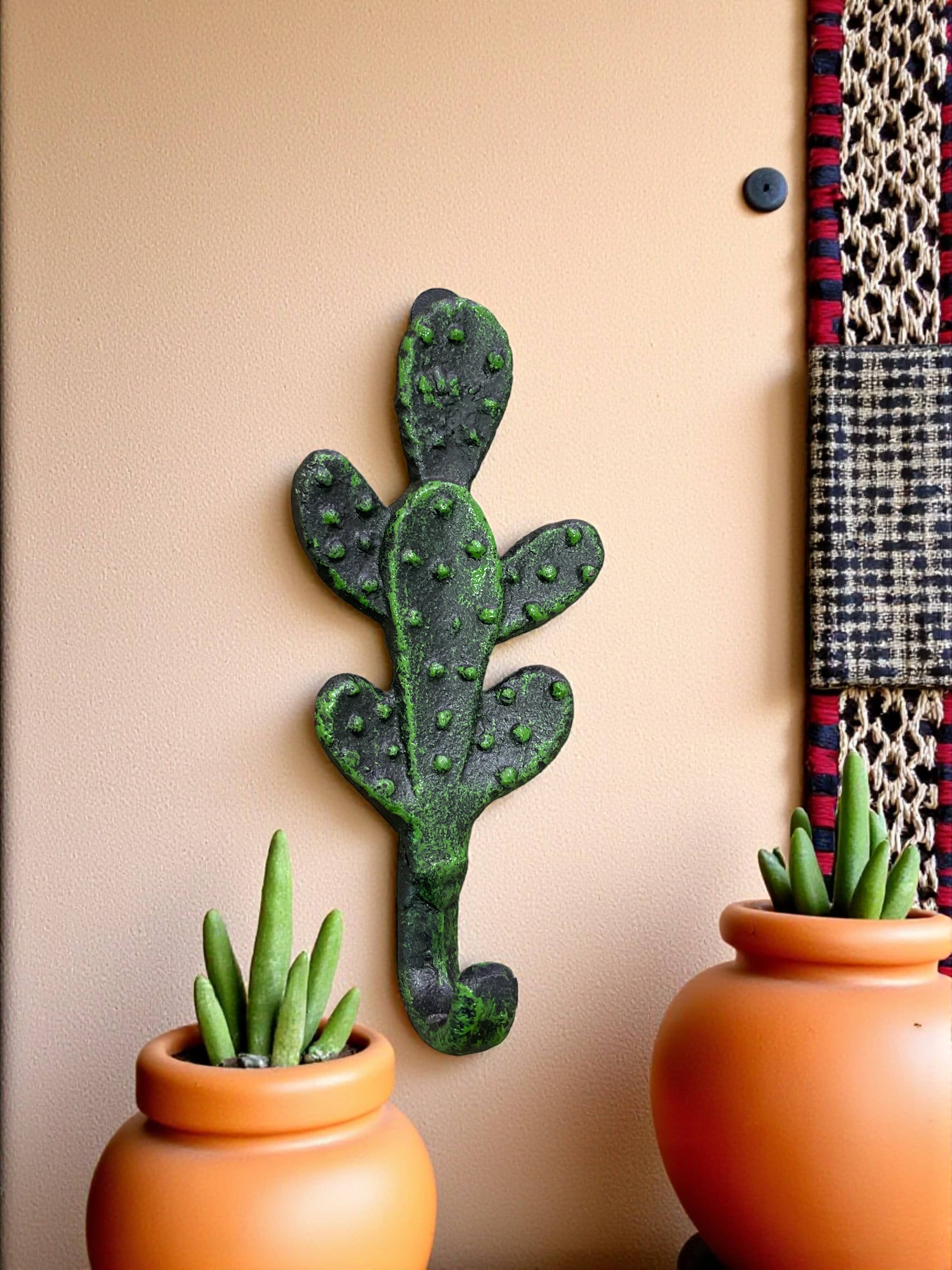 CAST IRON CACTUS HOOK