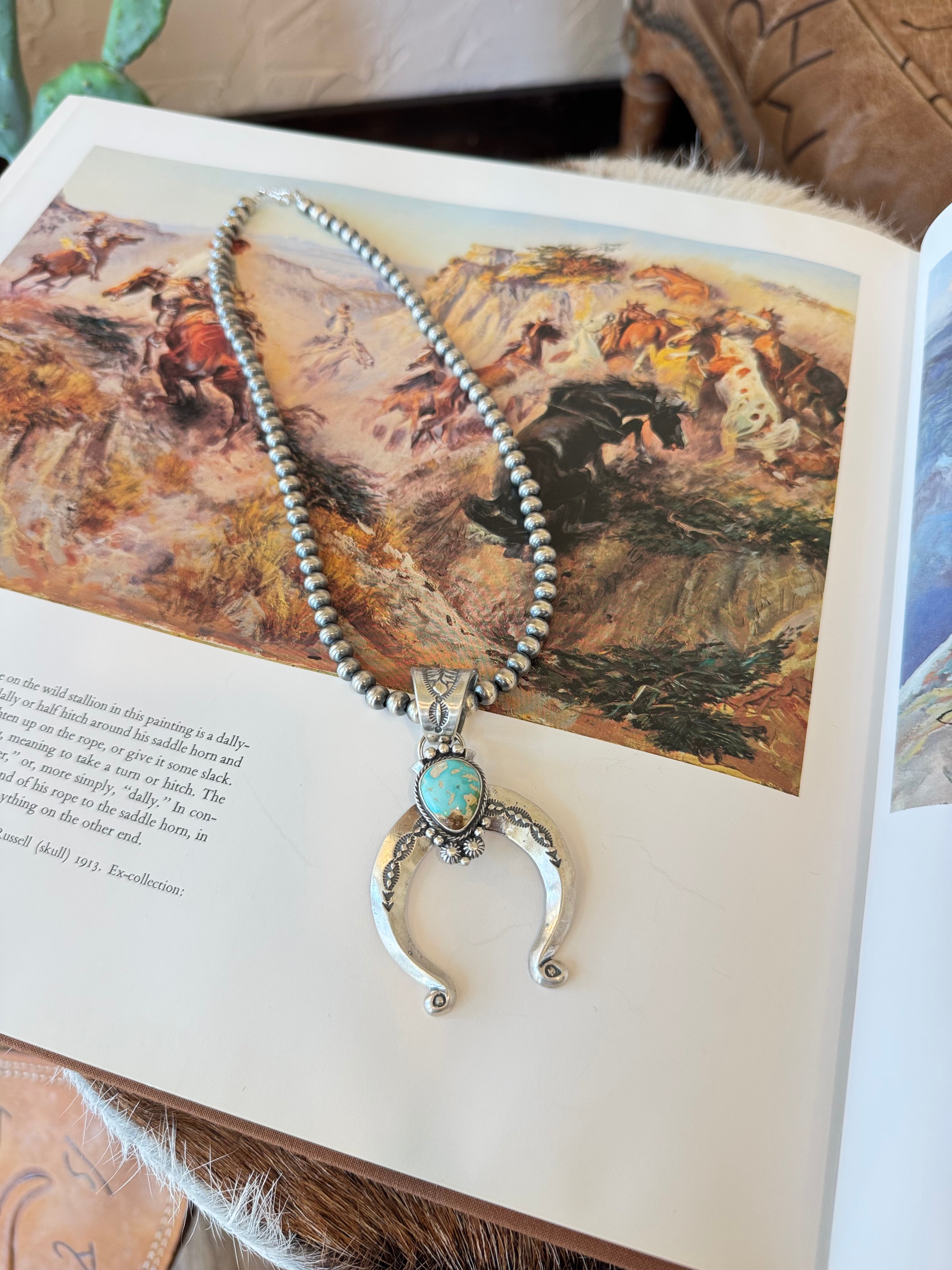 The Naja on Navajo Pearls Necklace