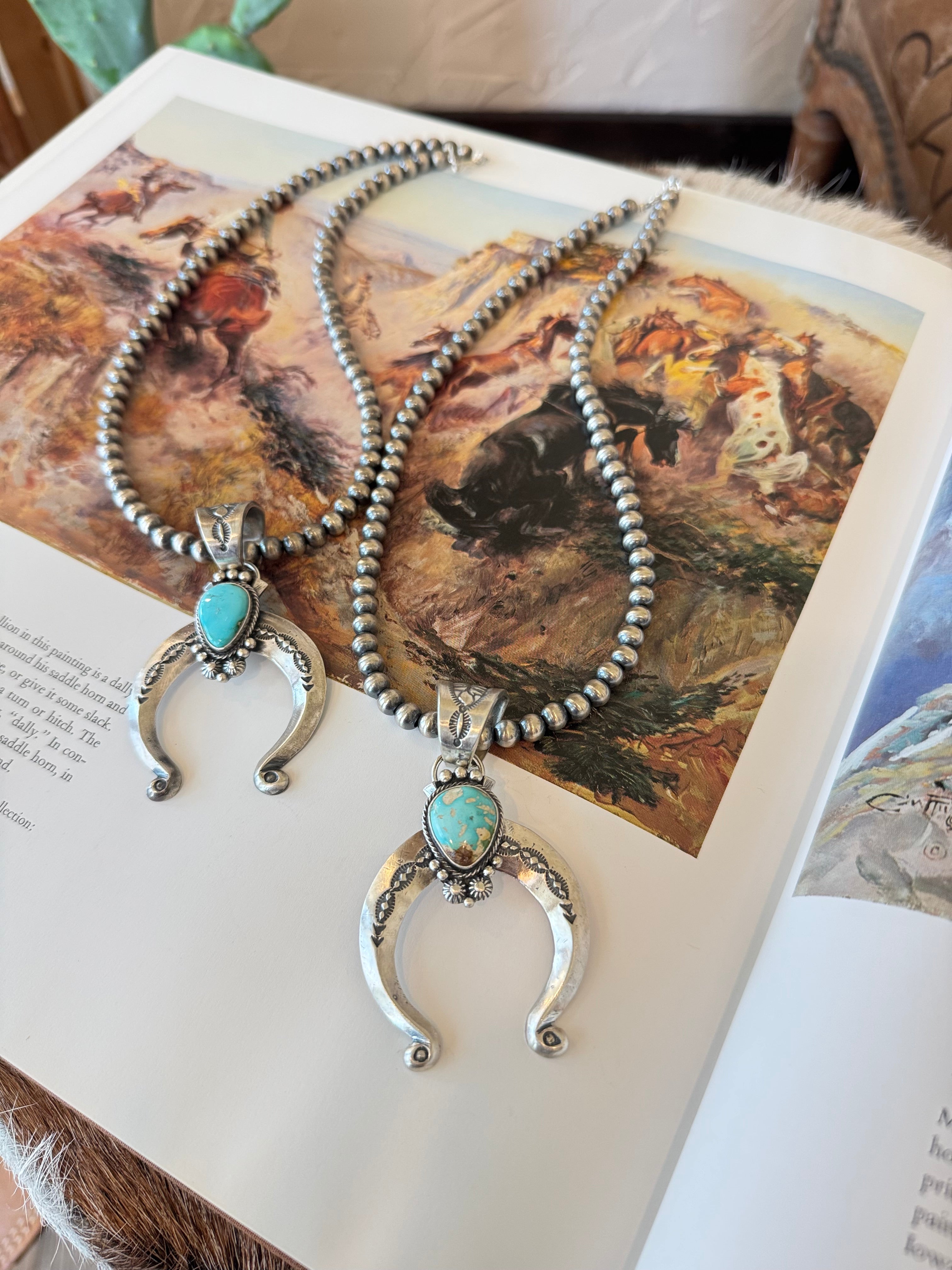 The Naja on Navajo Pearls Necklace